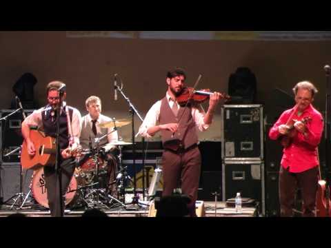 Giving Tree Band & Casey Driessen - It Takes a Thief - Chicago Bluegrass and Blues 12/12/09