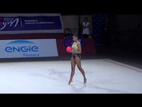 Nastasya GENERALOVA (USA) ball - 2019 Thiais AA