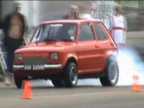 VW Golf II VR6 Turbo AWD 800 HP Vs. Fiat 126 P Drag Race