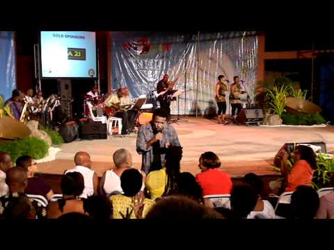 Explainer - Lorraine @ We Beat 2011