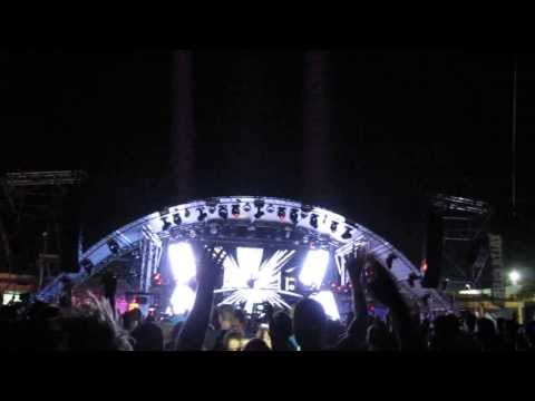 Thomas Gold (Cacao Beach, Sunny Beach, Bulgaria - 10.VIII.2013)