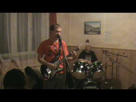 Veřejný osvětlení - Seděla u vody aneb Jak nám sestřelili repráky