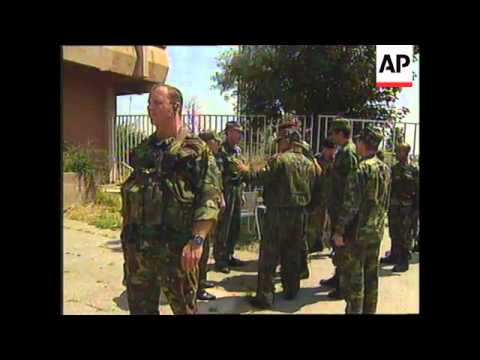 KOSOVO: PRISTINA: BRITISH K-FOR CHIEF MEETS RUSSIAN COUNTERPART