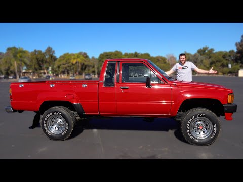 This 1980s Toyota Pickup Truck Is Indestructible and Cool