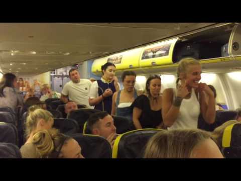 GROUP OF GIRLS GET KICKED OUT AND ARRESTED ON RYANAIR FLIGHT (INSANE)