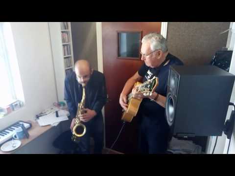 How to play the Blues - Jim Mullen and Sean Khan discuss B B King