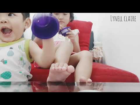 Lynell buka coklat terbaru dari lickables cadbury dan ada toys nya loh 😍