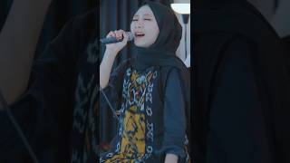 Download lagu Ayun puntang - 3papah muda feat Lidyara #ulalatone #lagusundaviral #shorts #ayunpuntang #lidyara mp3 Download lagu Ayun puntang - 3papah muda feat Lidyara #ulalatone #lagusundaviral #shorts #ayunpuntang #lidyara mp3