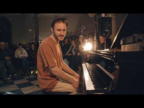 neoclassical piano live