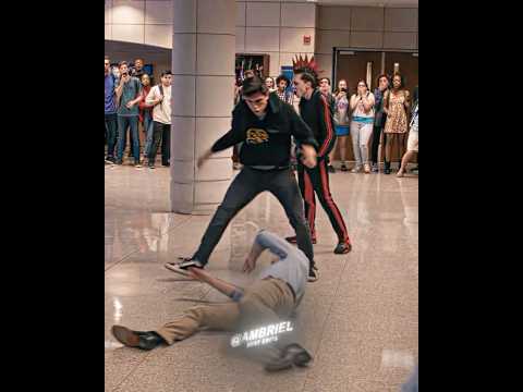 Até os figurantes nessa época era brutal 💀🔥#cobrakai  #memes  #edits