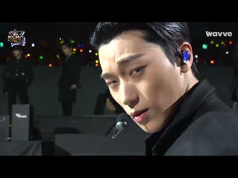 241117 ATEEZ 에이티즈 - Intro + Work + San Dance Break + Ice On My Teeth (IOMT) KGMA Performance