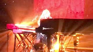 Tori Amos, L.A 1st show, December 1st, 2017 :  Beulah Land