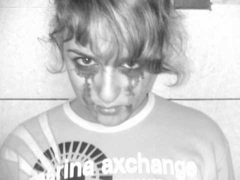 Necenzurat 03 feat. Bristena - Familii fericite