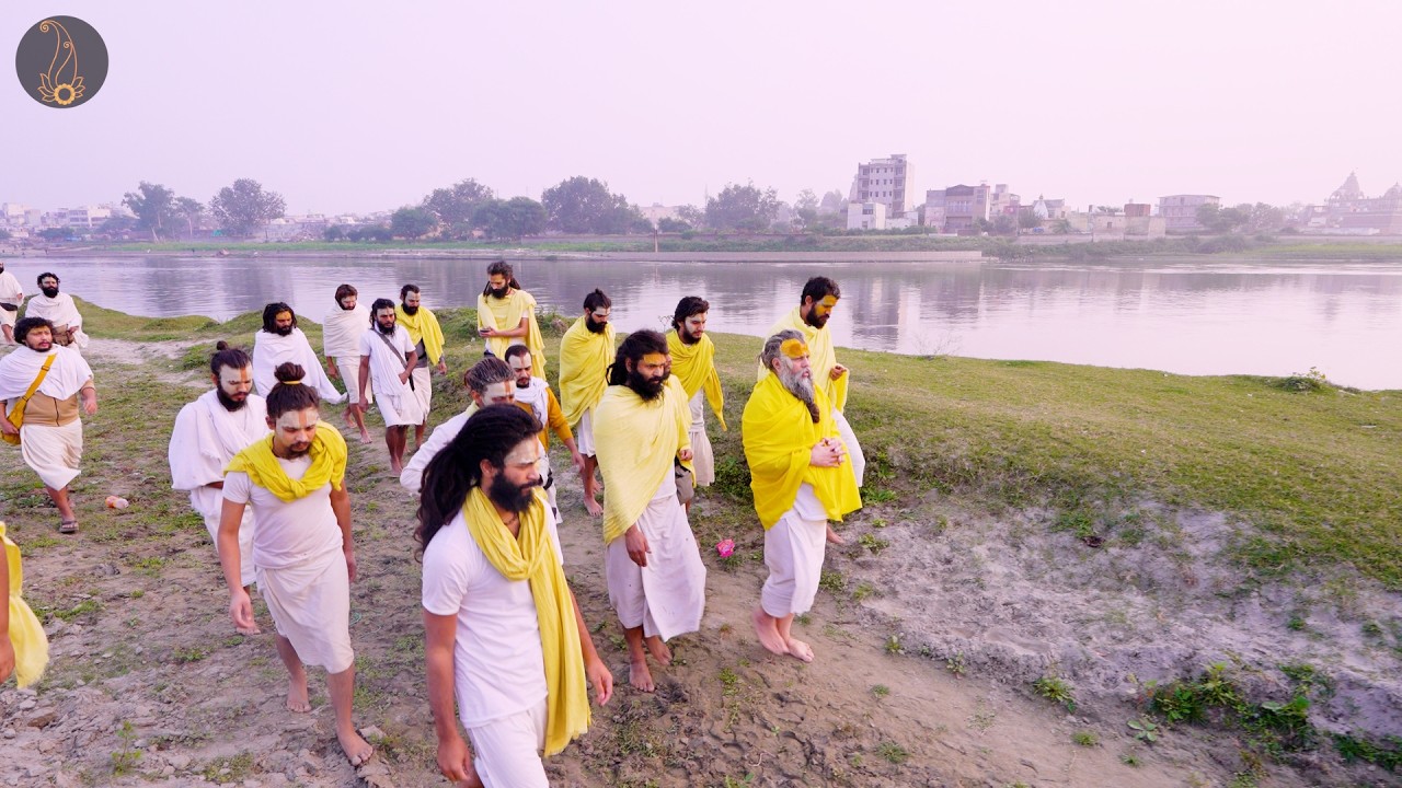 यमुना पुलिन पर पूज्य महाराज जी // Shri Hit Premanand Govind Sharan Ji Maharaj