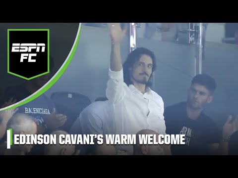 Valencia fans show love to new signing Edinson Cavani 🔥