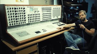 Video thumbnail for Colossus: A once in a generation synthesizer by Alex Ball