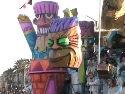 Carnevale di Viareggio 2011: "Homo, quo vadis?".