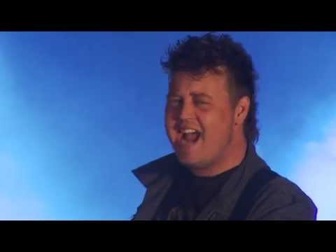 Mooi Wark - Achter De Tent - Officiële Videoclip