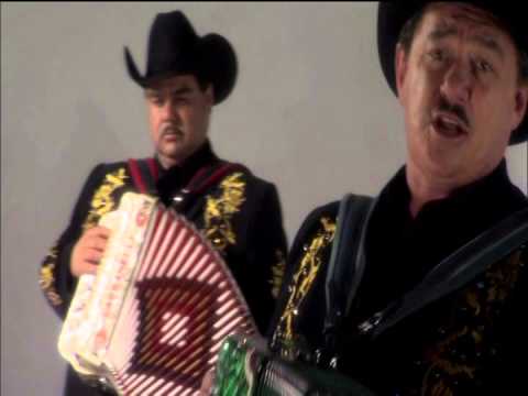 Los Huracanes Del Norte-El Hombre de Negro (Video Oficial)