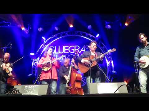 TIM O'BRIEN BAND - NERVOUS (LIVE AU BLUEGRASS FESTIVAL 2023 DE LAROCHE SUR FORON).