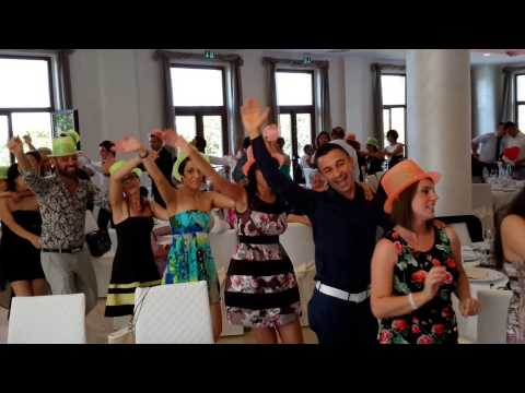 TRENINO CON GADGET DIVERTENTI MUSICA MATRIMONI - VILLA DEL BARONE - ANIMAZIONE FRANCESCO BARATTUCCI