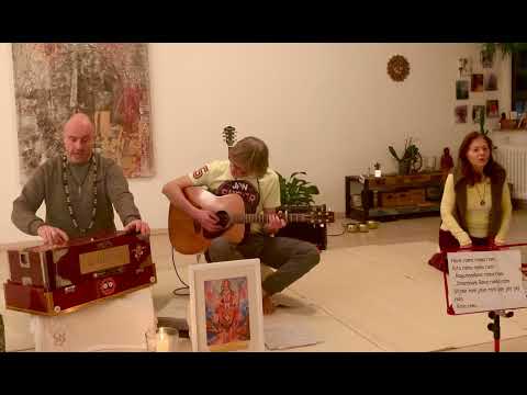 Live Konzert zum 3. Geburtstag vom Urban Yoga Hamburg (Trio)