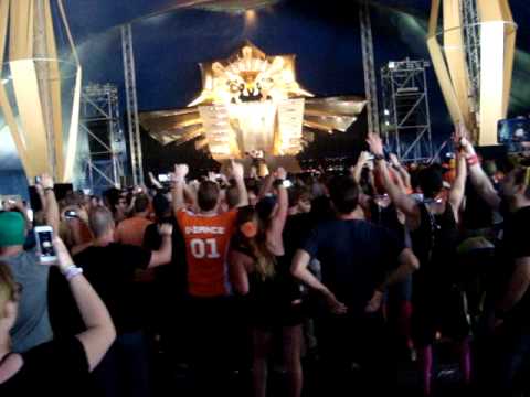 Dune (Live) @ Defqon.1 Festival 2014 - Sunday | GOLD
