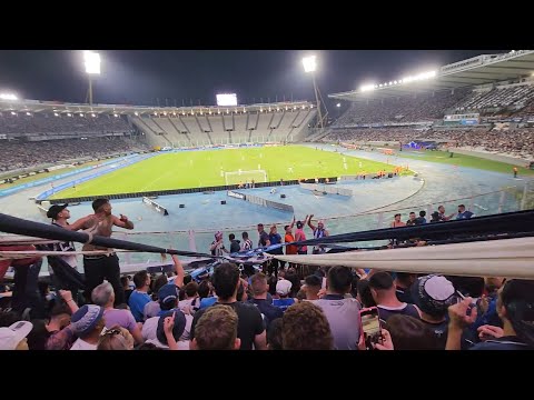 "Pídeme La Luna, Te La Bajaré" Barra: La Fiel &bull; Club: Talleres