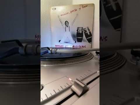 Miguel Cruz and Skins - Ya Se Van [1982]