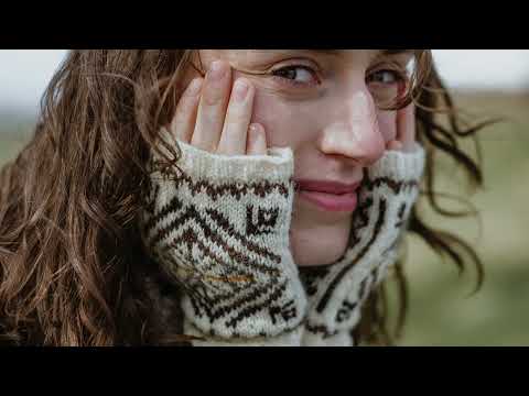 Shetland Wool Week Annual 2021 - Da Meids Mitts | Alison Rendall