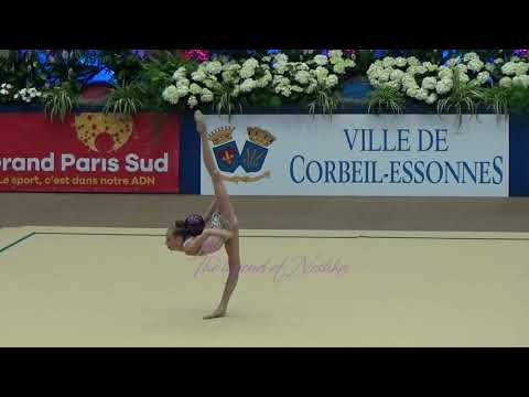 Ekaterina CHAPLINA (RUS) ball - 2018 Corbeil junior AA