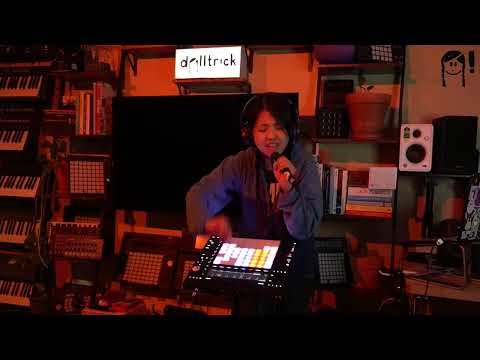dolltr!ck - Bleeding | Ableton Live 12.3 Performance | #beatober 2025 [29/31]