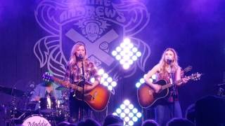 Maddie and Tae - Waitin on a Plane
