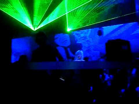 Ronald Van Gelderen @ Gatecrasher Birmingham Dec2010 2/3
