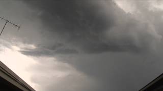 preview picture of video 'storm brewing in Traralgon with Lightning'
