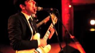 The Living Statues - Knockin' / Not My Fault