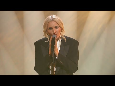 Reni Jusis - Voyage Voyage || Jaka To Melodia?