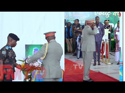  Lt GENERAL MASUNZU PACIFIQUE et GEN MAJ BISENGIMANA DEPOT DES GERBES DES FLEURS.