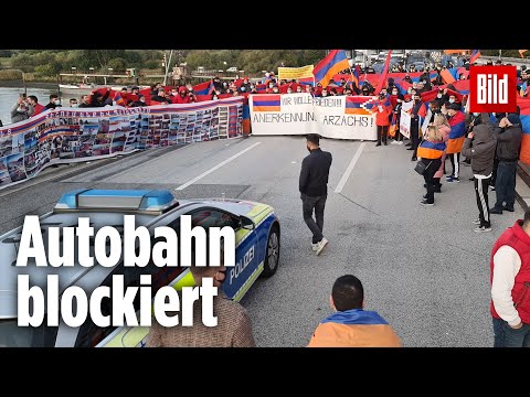 200 Menschen legen Autobahn in Hamburg lahm – Lebensgefahr auf der A1