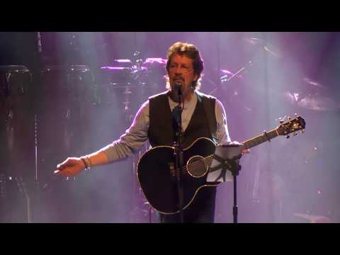 Michael Stanley and the Resonators  " Let's get the show on the road"