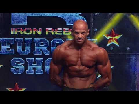 Iron Rebel Europe Show classic phisique D 40 year's old Krzysztof Michalski from Poland