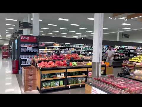 Entrando em uma loja Target nº 2 - Orlando, Flórida