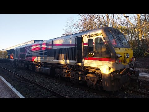 NIR 201 Class 228 re-entering Ballymena platform 2.
