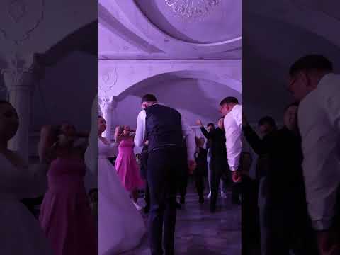 O atmosferă incendiară 👍Nunta Moldova💯 #laviust #nunta #wedding #live
