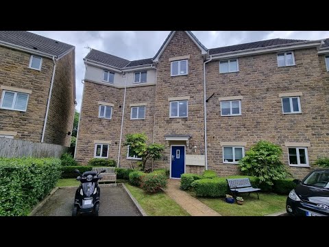 Vale View, Mossley. Two Bed