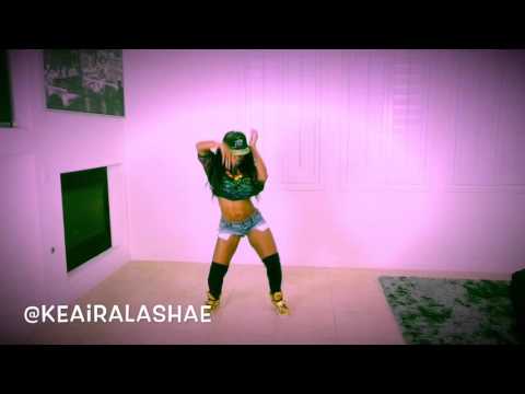 download lagu mp3 mp4 Rihanna Reggae Dress, download lagu Rihanna Reggae Dress gratis, unduh video klip Rihanna Reggae Dress