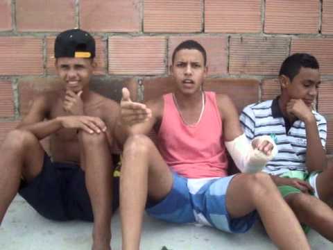 A juventude do século 21 ta assim zuação pura :)