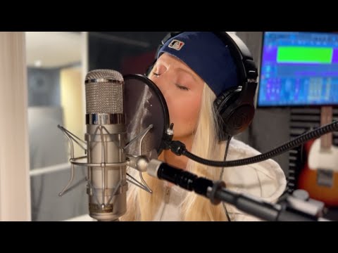 Brenda Mullen - "Falling" (Harry Styles Cover)