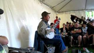 1112. Bottle of Wine (Tom Paxton) - performed by Leroy Troy