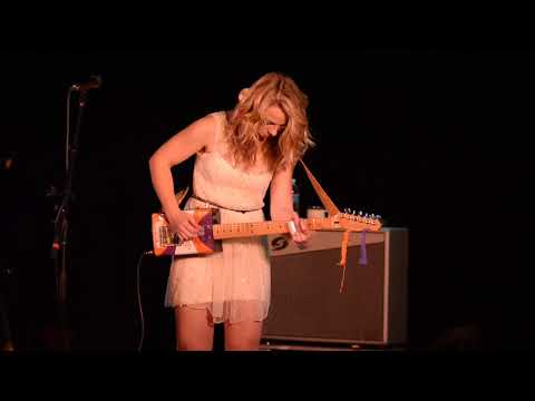 Samantha Fish Shank Hall 04/24/14 In My Time of Dying